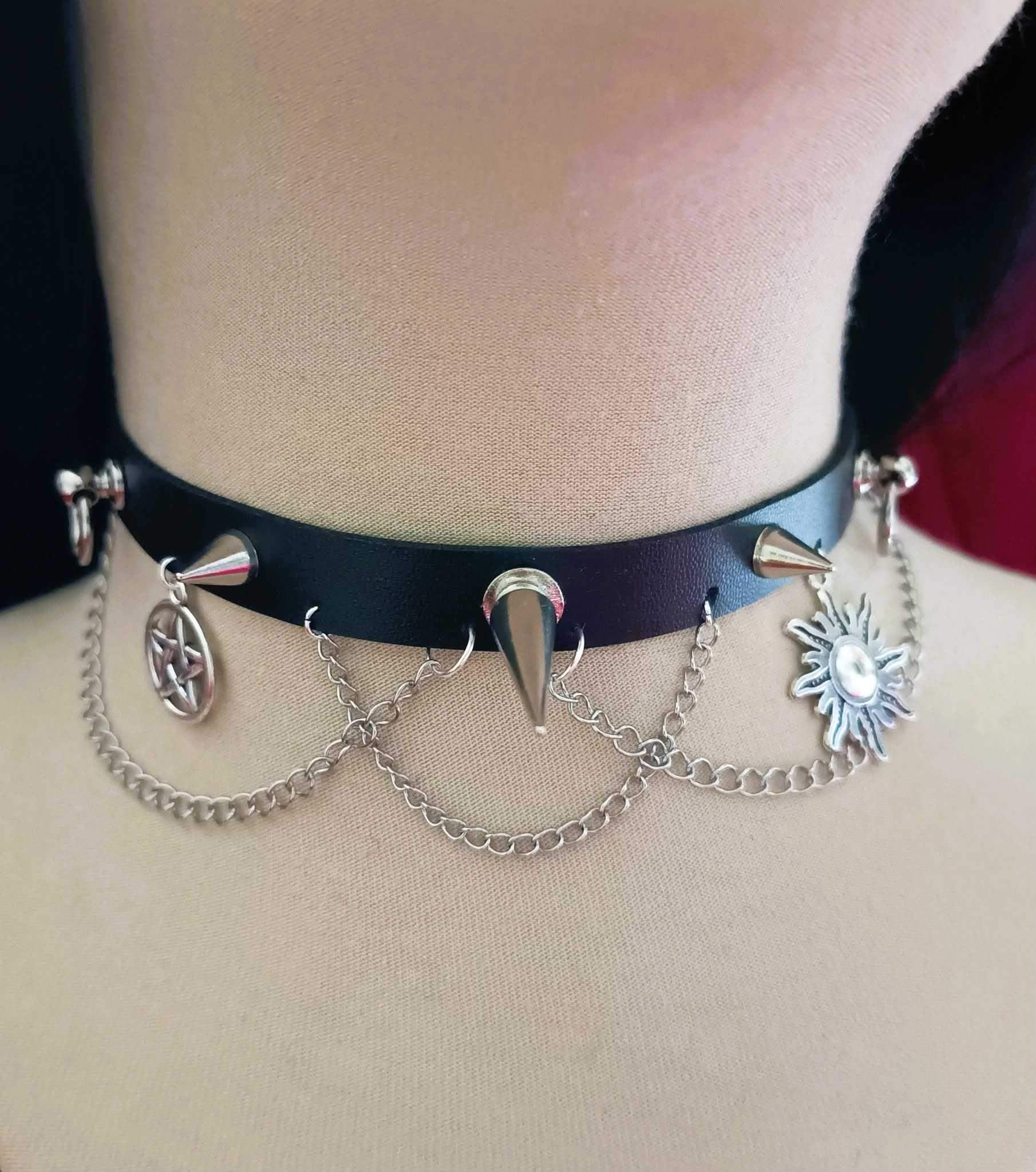 Gotycki choker z zawieszkami  mix   #0026