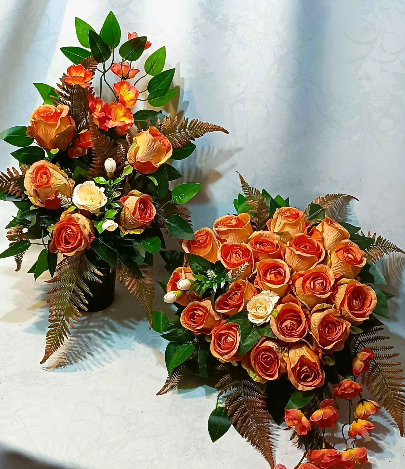 Różany komplet nagrobny  /  Rose-themed grave arrangement #KNG0046