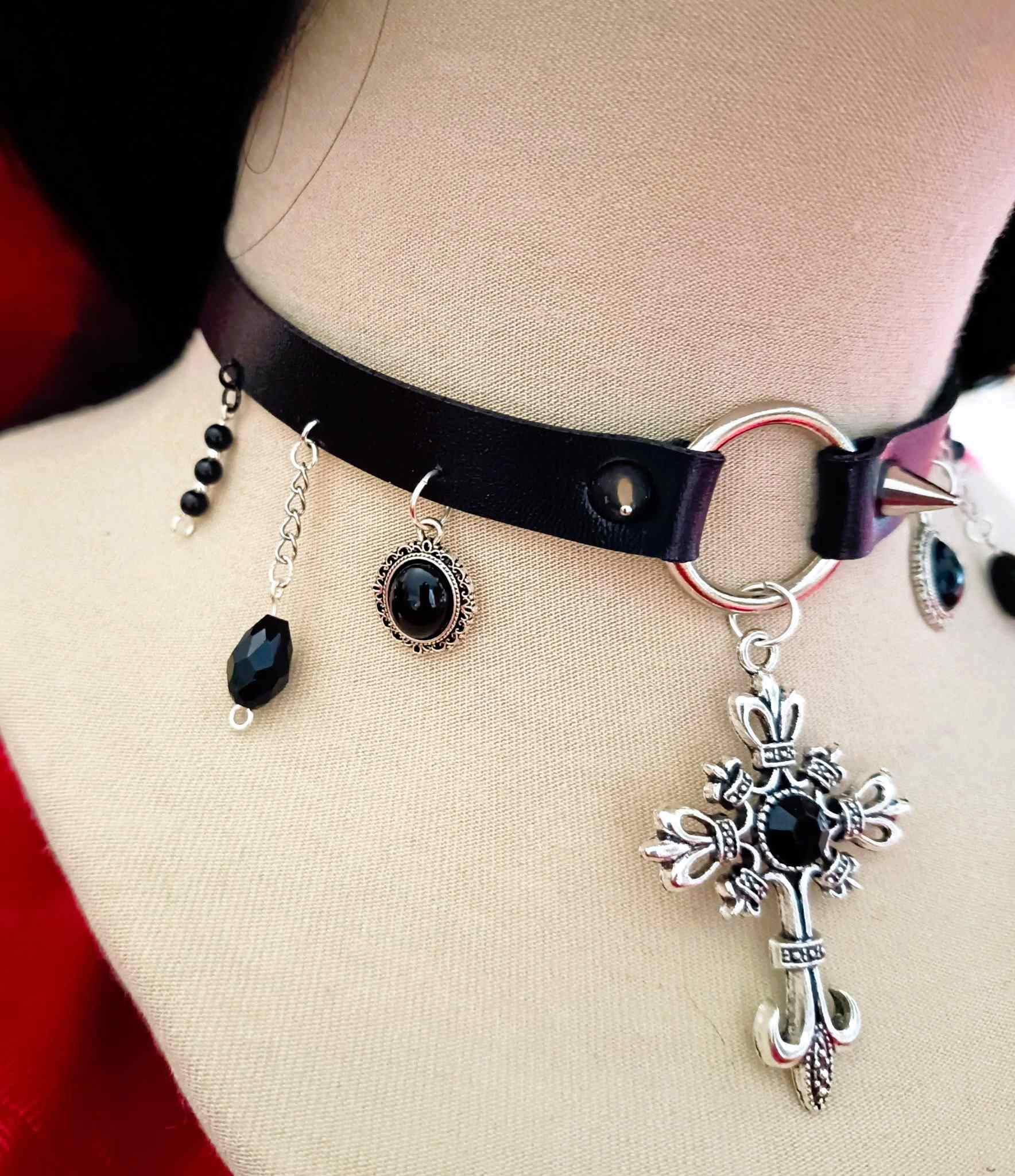 Choker w stylu gotyckim z dużym krzyżem #0027 3